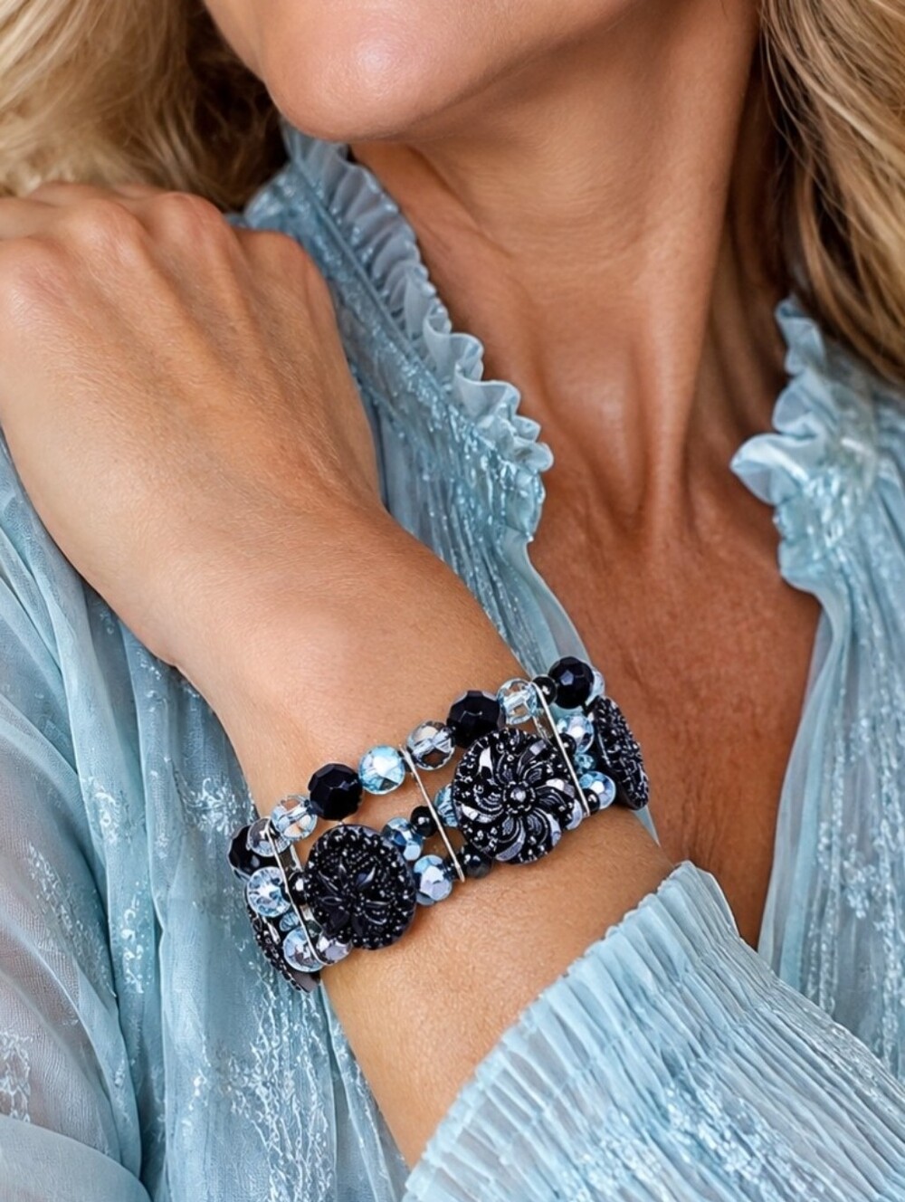 Glass Button Icy Blue Beaded Silver Tone Triple Strand Toggle Clasp Bracelet
